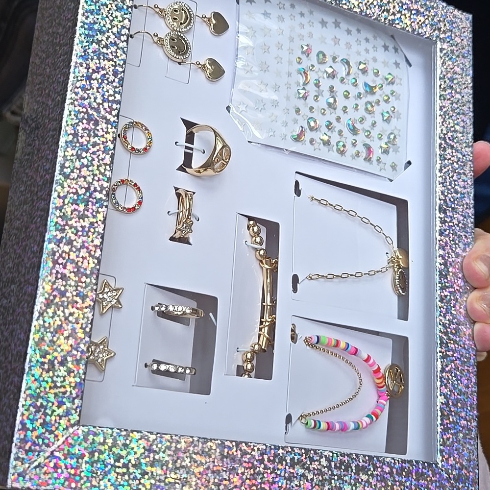 Jewelry bundle
